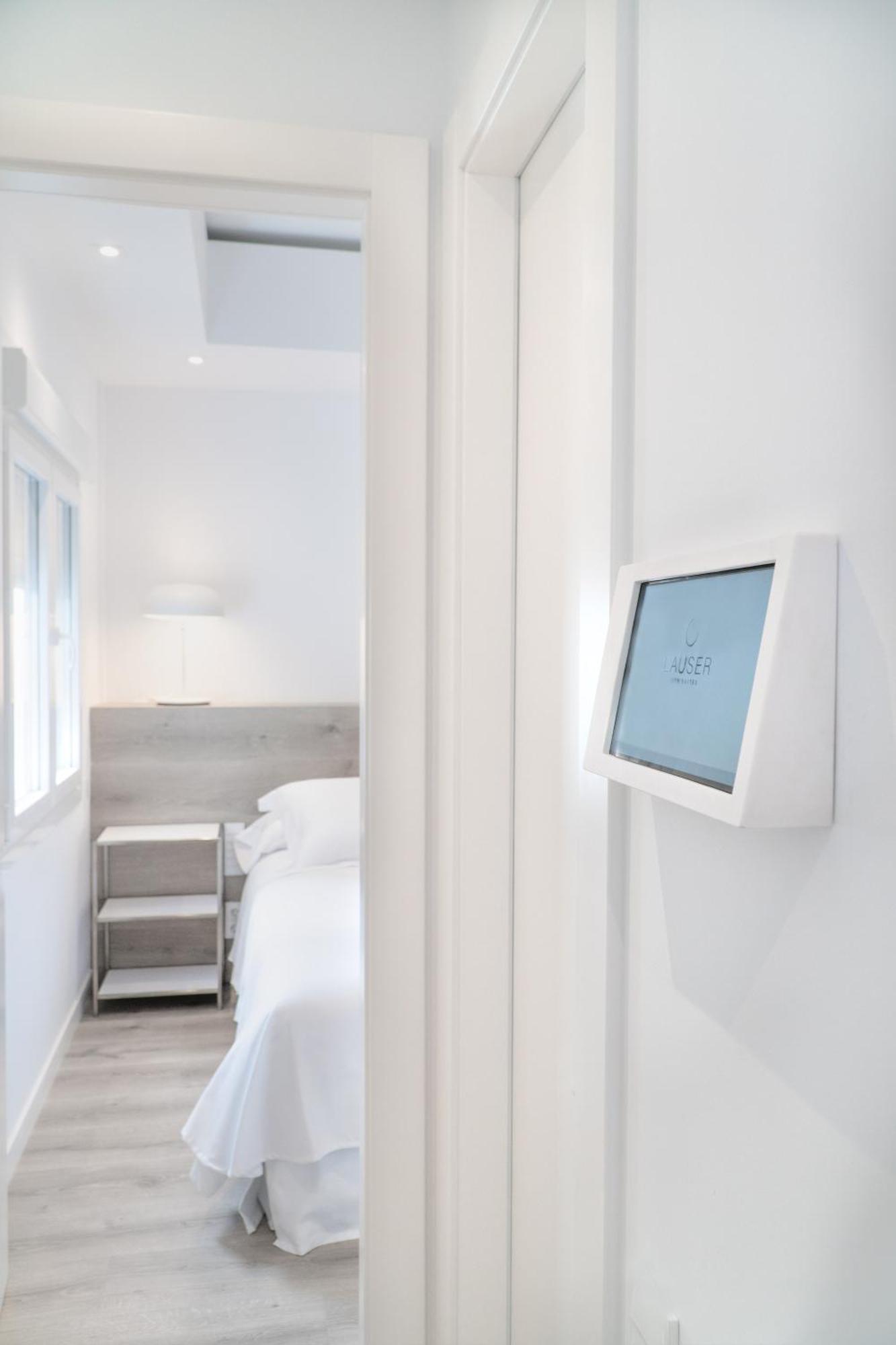 Lauser City Suites Los Llanos De Aridane Room photo