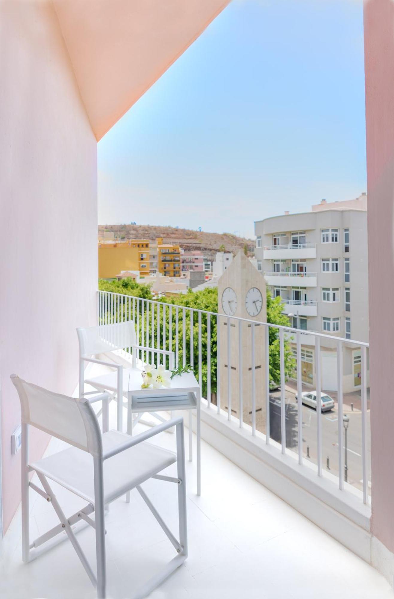 Lauser City Suites Los Llanos De Aridane Room photo