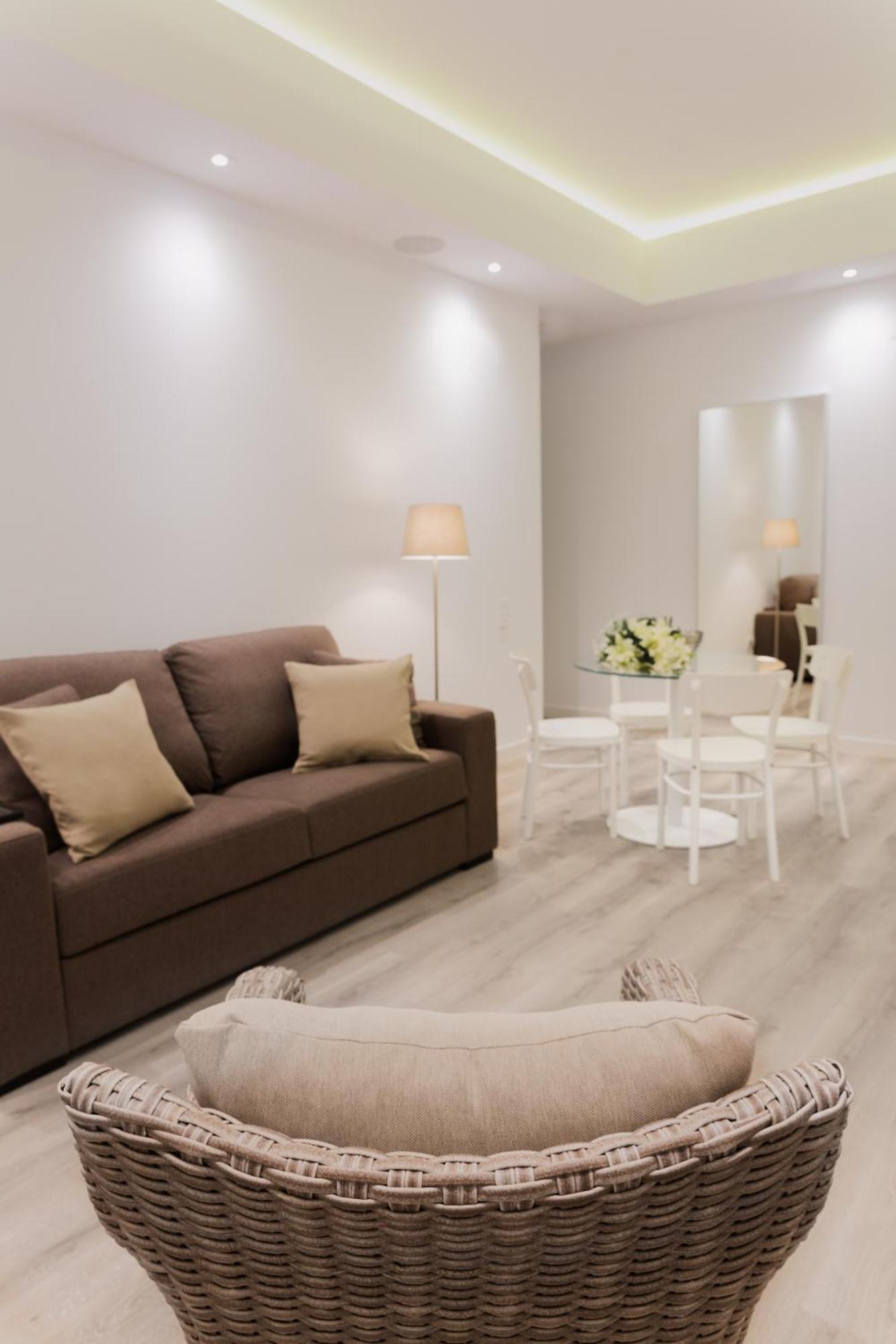 Lauser City Suites Los Llanos De Aridane Room photo